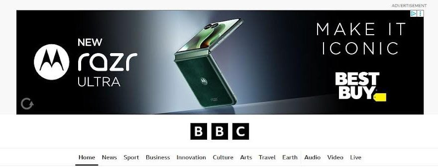 Video display ad for the RAZR Ultra phone